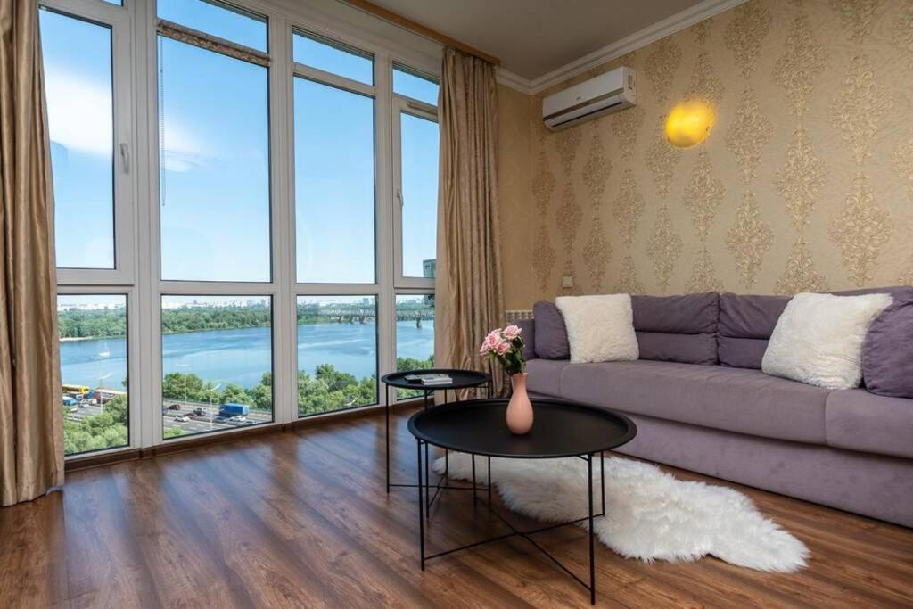 Apartments With Crazy Panoramic View Of The Dniepr Kiev Eksteriør bilde