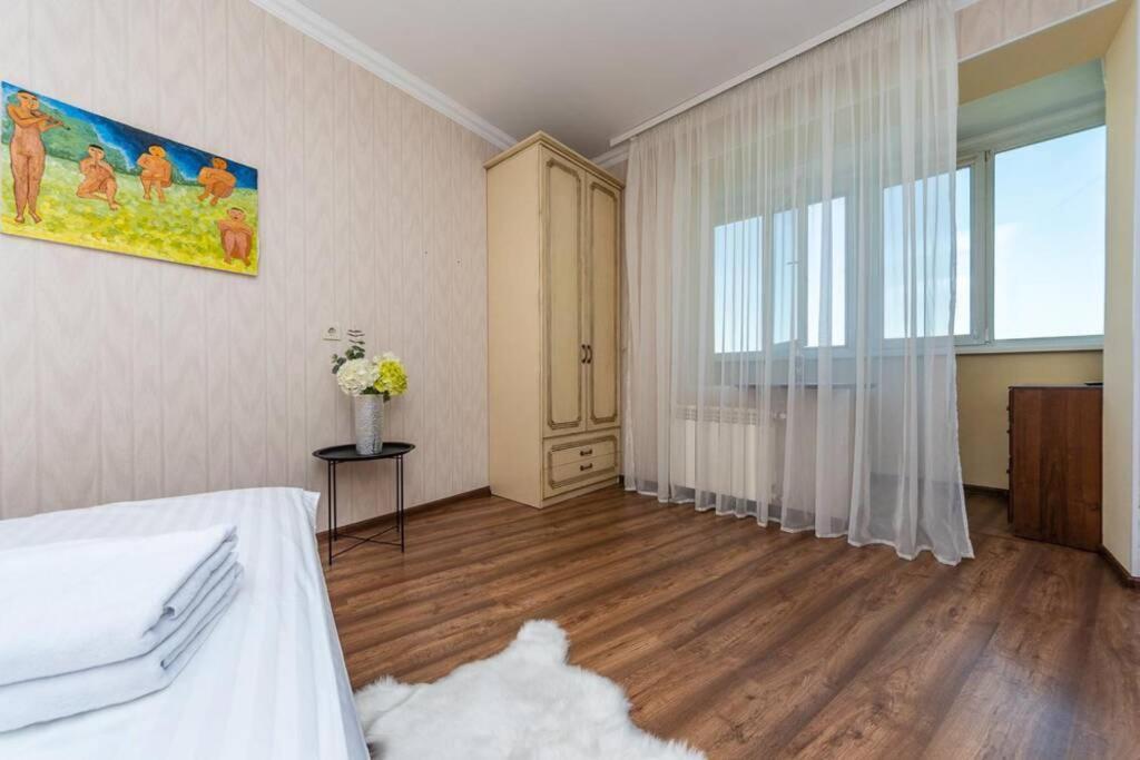 Apartments With Crazy Panoramic View Of The Dniepr Kiev Eksteriør bilde
