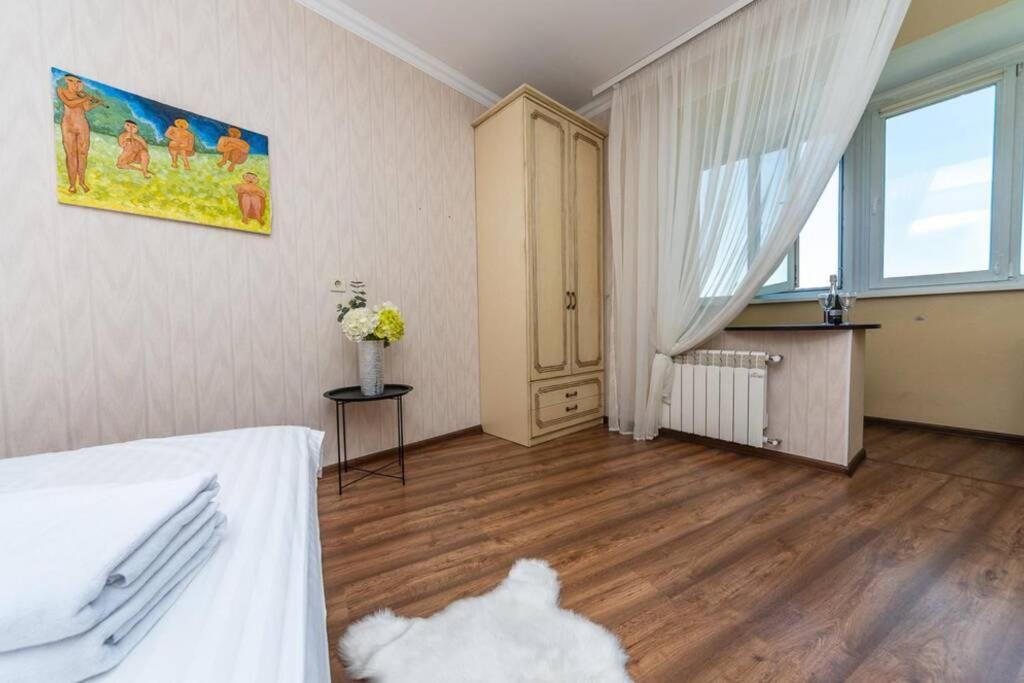 Apartments With Crazy Panoramic View Of The Dniepr Kiev Eksteriør bilde